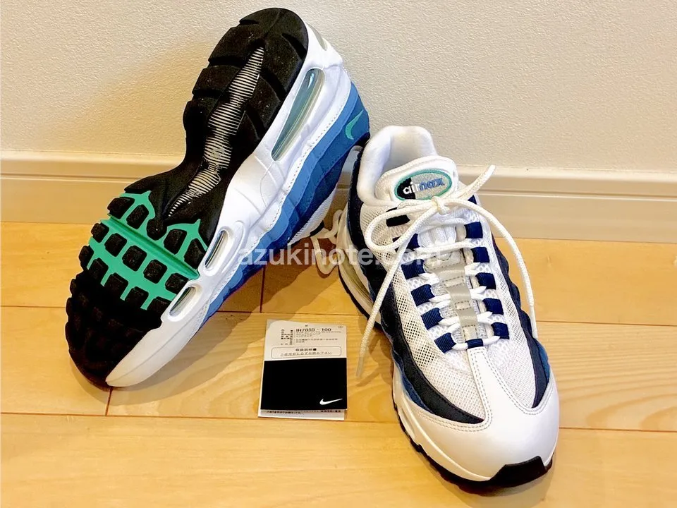 NIKE4